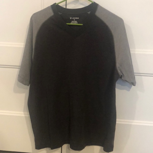 never worn - Picture 1 of 2